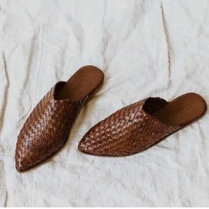 St. Agni Caio Woven Mules